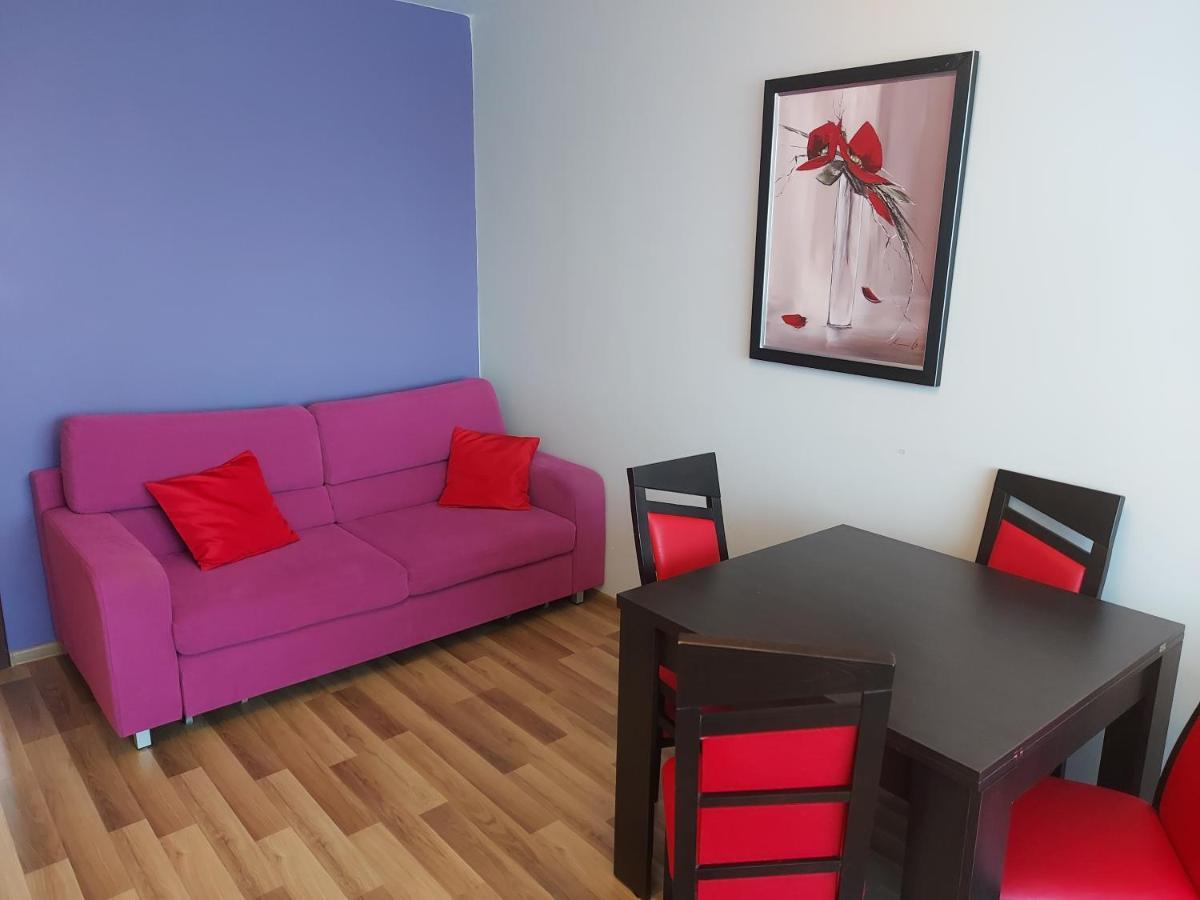 Samodzielny Apartament 2Pokojowy Apartment โควอบเซก ภายนอก รูปภาพ