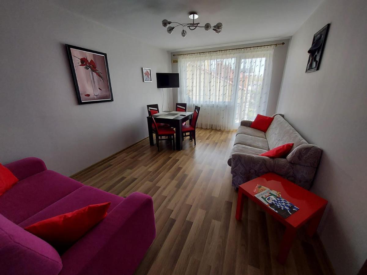 Samodzielny Apartament 2Pokojowy Apartment โควอบเซก ภายนอก รูปภาพ