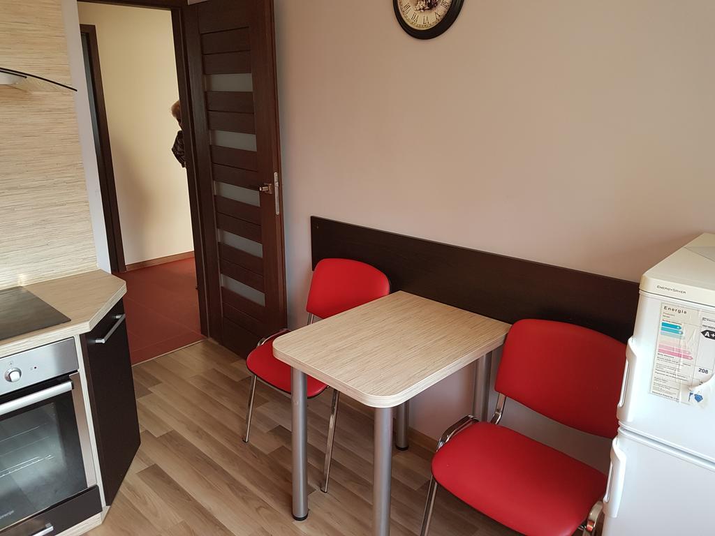 Samodzielny Apartament 2Pokojowy Apartment โควอบเซก ภายนอก รูปภาพ