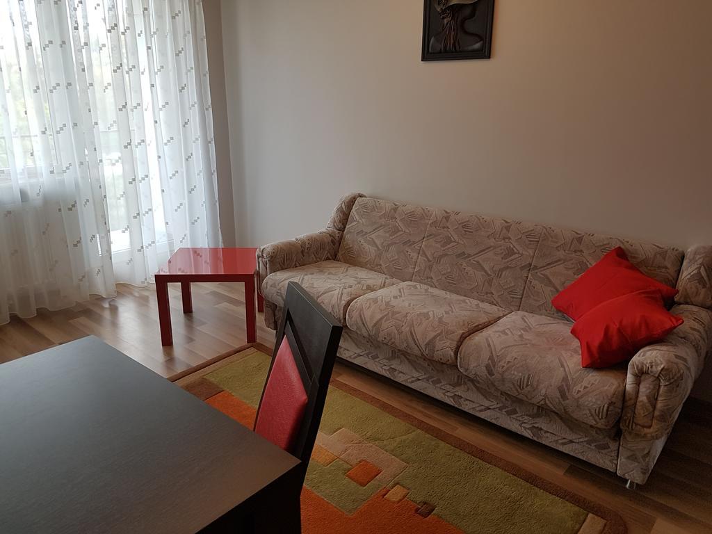 Samodzielny Apartament 2Pokojowy Apartment โควอบเซก ภายนอก รูปภาพ