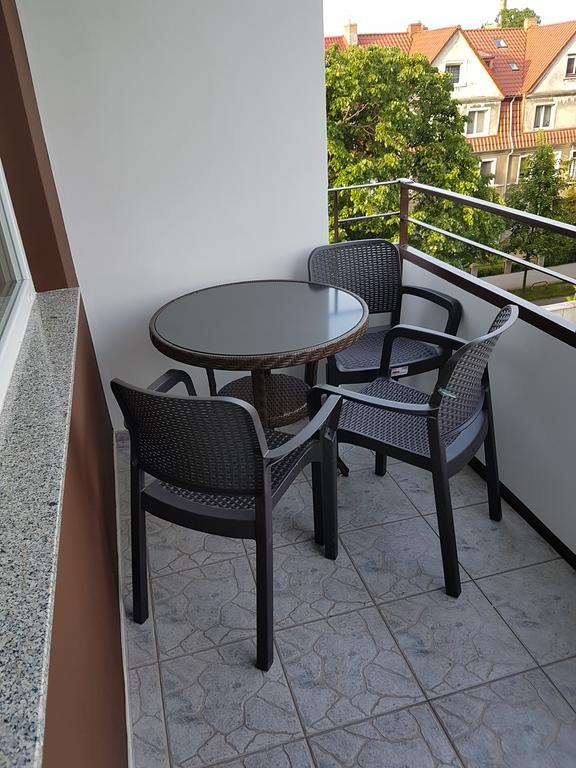 Samodzielny Apartament 2Pokojowy Apartment โควอบเซก ภายนอก รูปภาพ