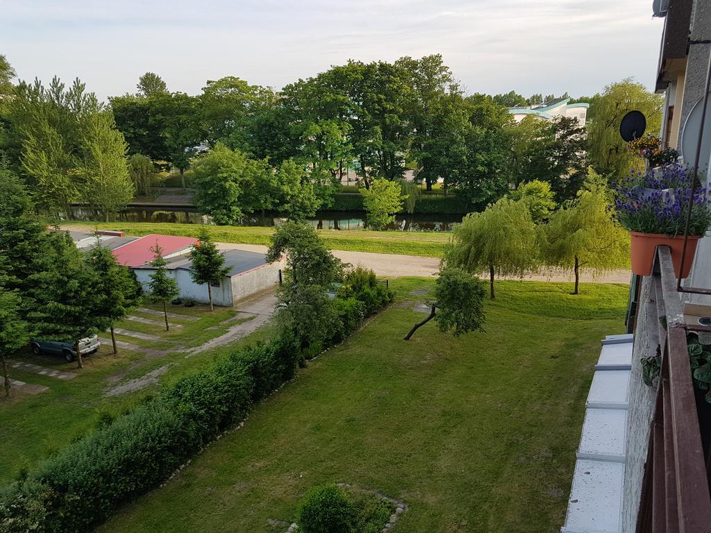 Samodzielny Apartament 2Pokojowy Apartment โควอบเซก ภายนอก รูปภาพ